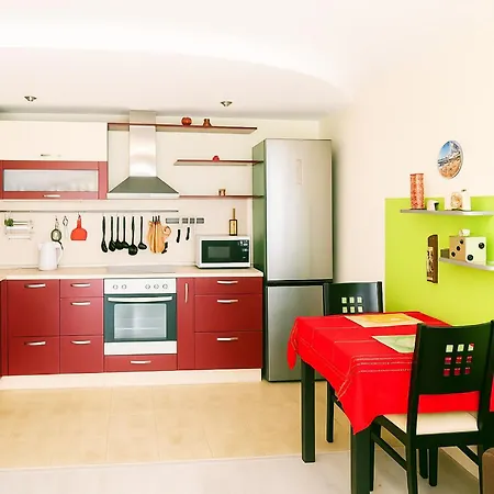 Cozy Nest With Glass Veranda Apartamento Varna