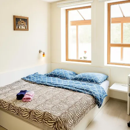 Cozy Nest With Glass Veranda Apartamento Varna