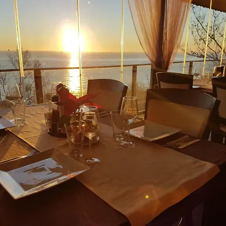 Apartamento Cozy Nest With Glass Veranda