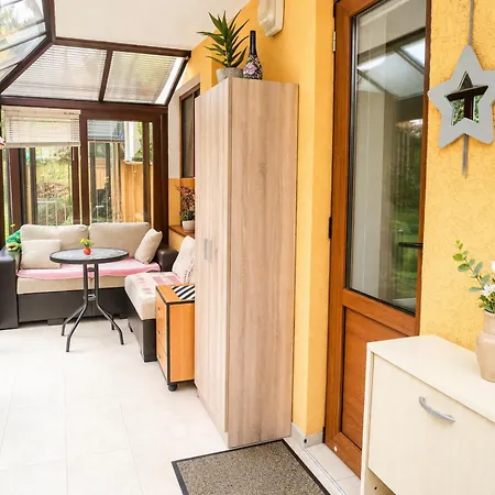 Appartement Cozy Nest With Glass Veranda *